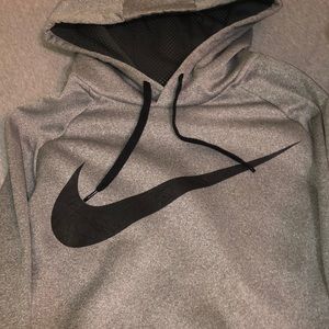 Men’s Nike pullover hoodie